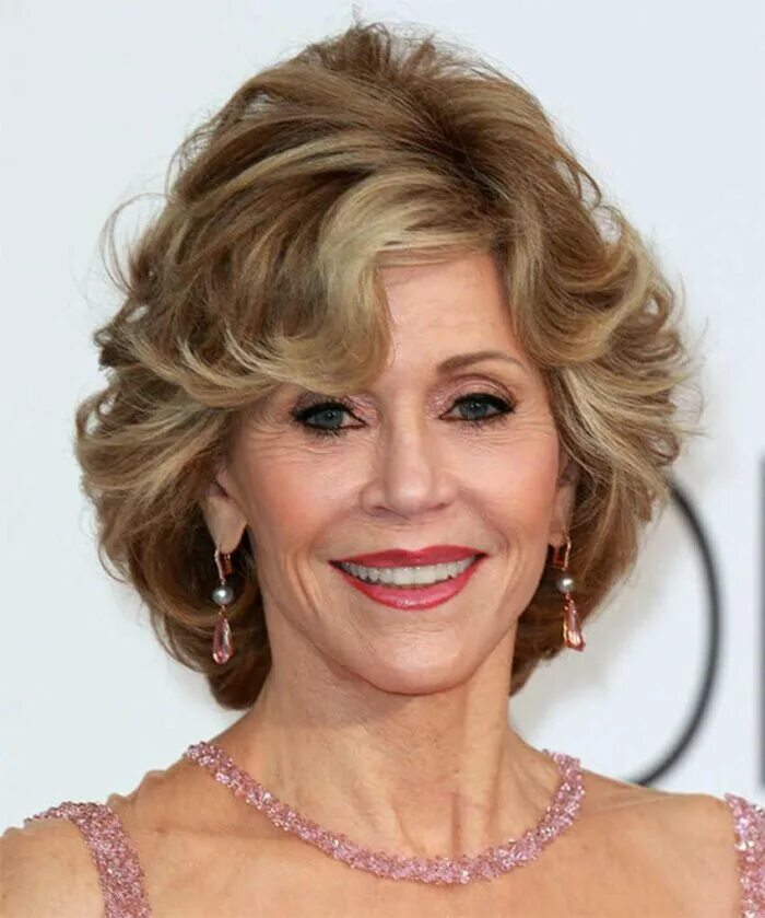 После 60 лет. Джейн фонда 50+. Джейн фонда 2022. Jane Fonda стрижка. Джейн фонда со стрижкой Каскад.