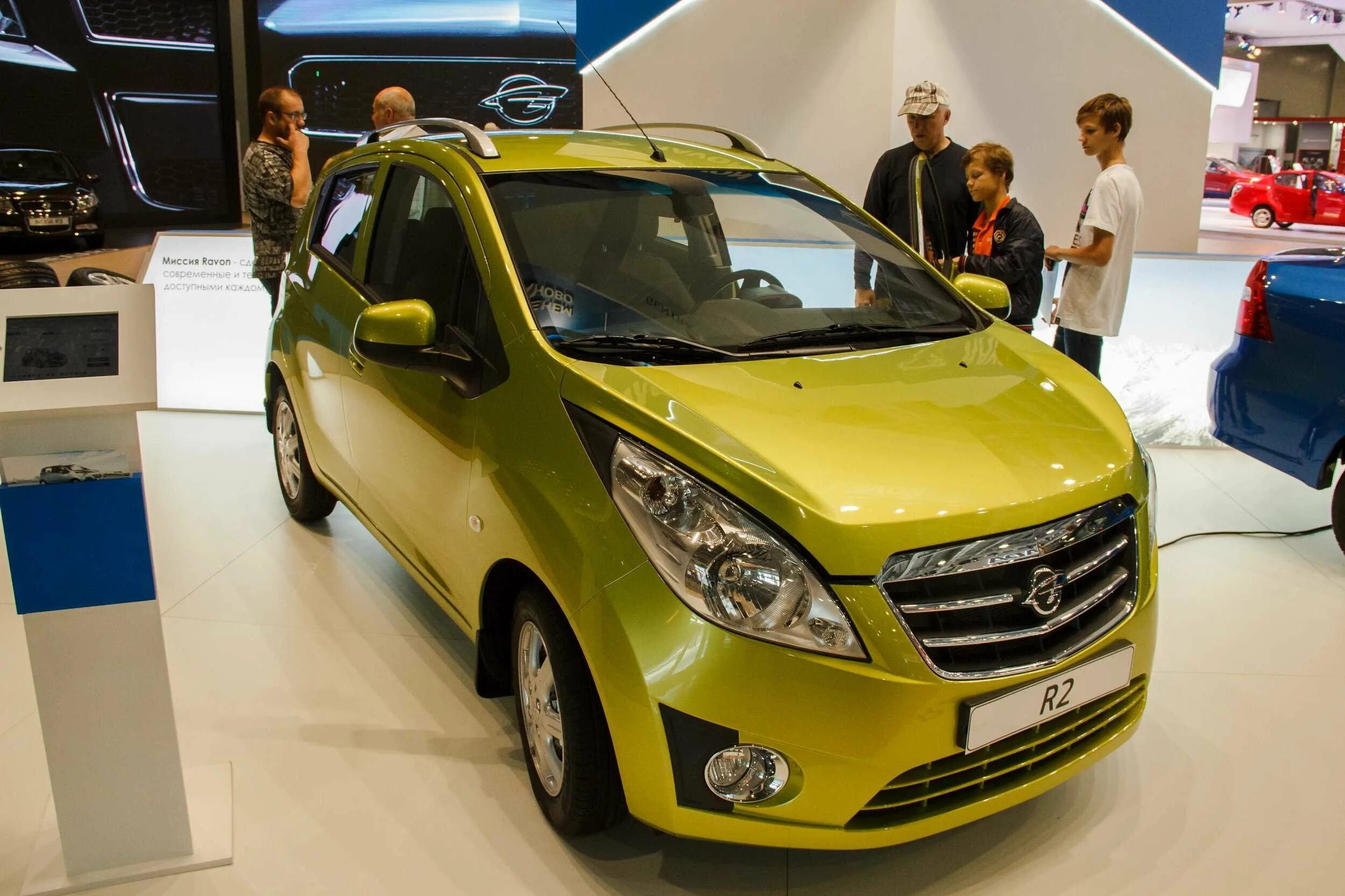 Узбекские авто. Chevrolet Spark 2020 Uzbekistan. Узбекский автомобиль Равон 2. Узбекский Равон Матиз 2022. Ravon r2 Antenna.