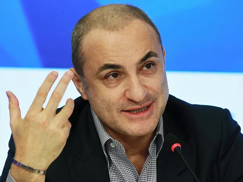 Хор михаила турецкого. Турецкий михаил анатольевич. Турецкий хор руководитель. Михаил турецкий хор турецкого 2001. Михаил турецкий рост.