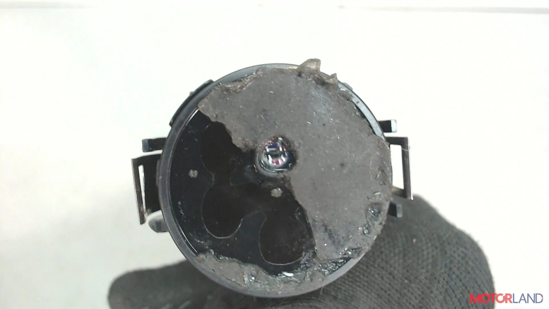 Датчик дождя рено шафран. Датчик дождя рено. Датчик дождя рено шафран. Рено меган 2 датчик дождя и света. Крепление датчика дождя рено меган 2.