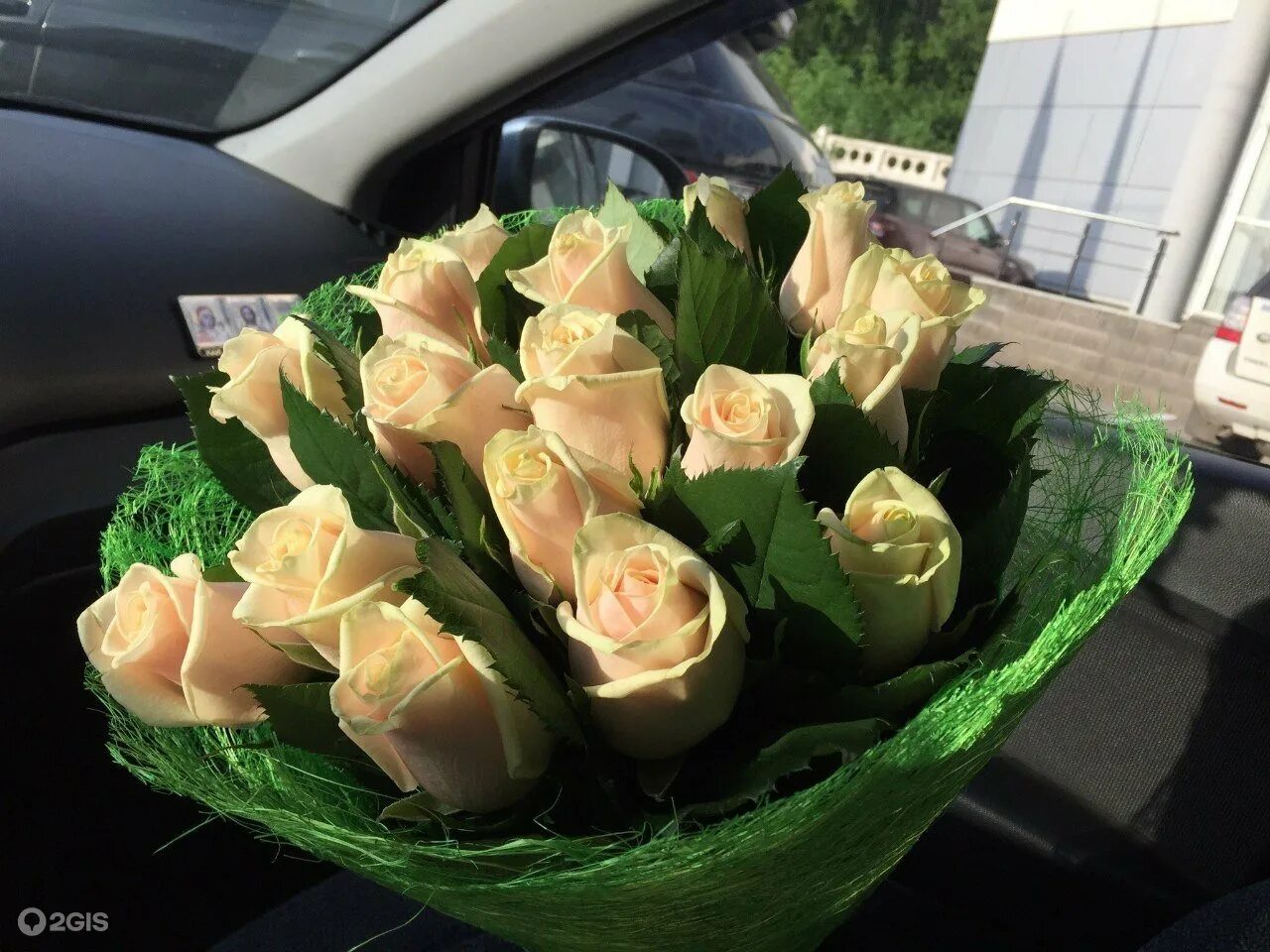 Цветы букет фото реальное в машине