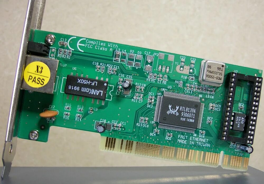 Realtek pci driver. Сетевая карта Realtek rtl8139. Rtl8139/810x. Сетевая карта Realtek rtl8139 пины. Сетевой адаптер Realtek rtl8139/810x Family fast Ethernet сетевой адаптер.