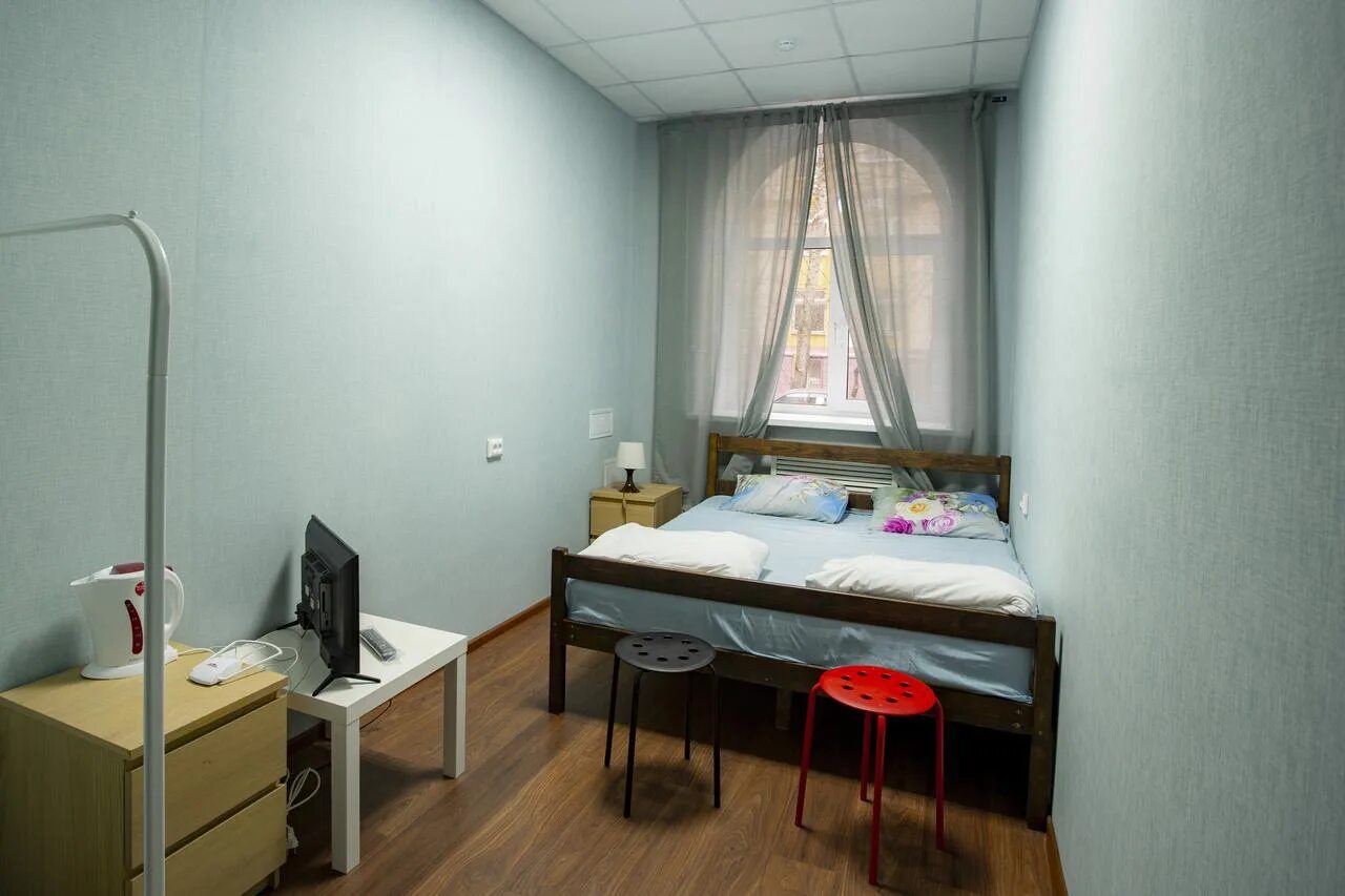 Дмитровское шоссе 93 к1 хостел. Topchan hostel. Хостел на дмитровском шоссе. Хостел или общежитие. Хостел дмитровский москва.