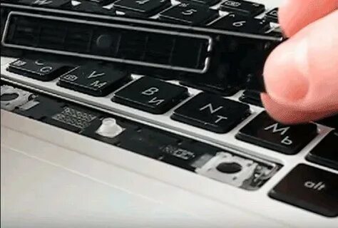 Почему зависает кнопка