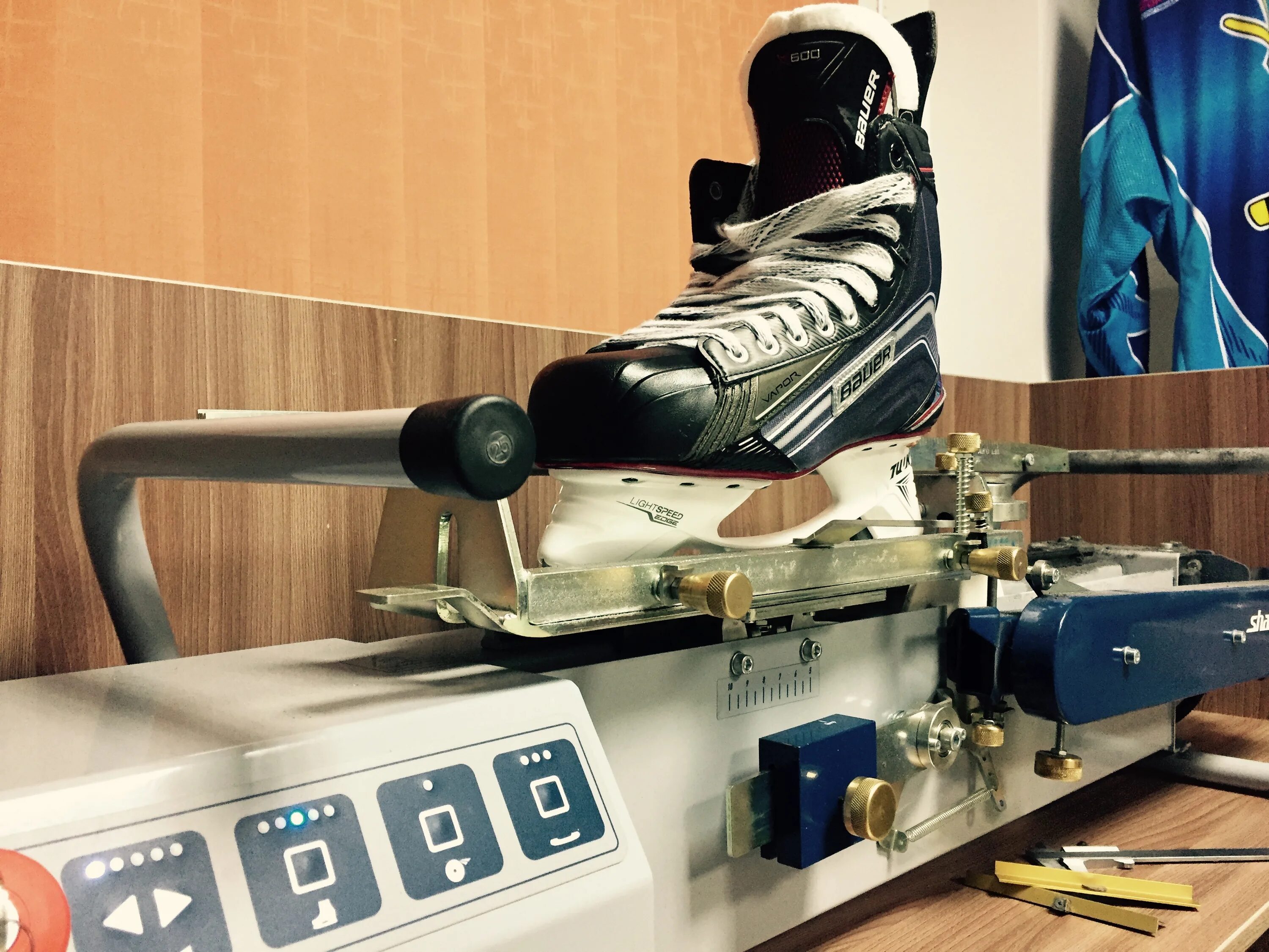 заточка коньков новокузнецк. заточка коньков новокузнецк. заточка коньков профиль супериор. заточка коньков для хоккея. Reichmann заточка коньков.