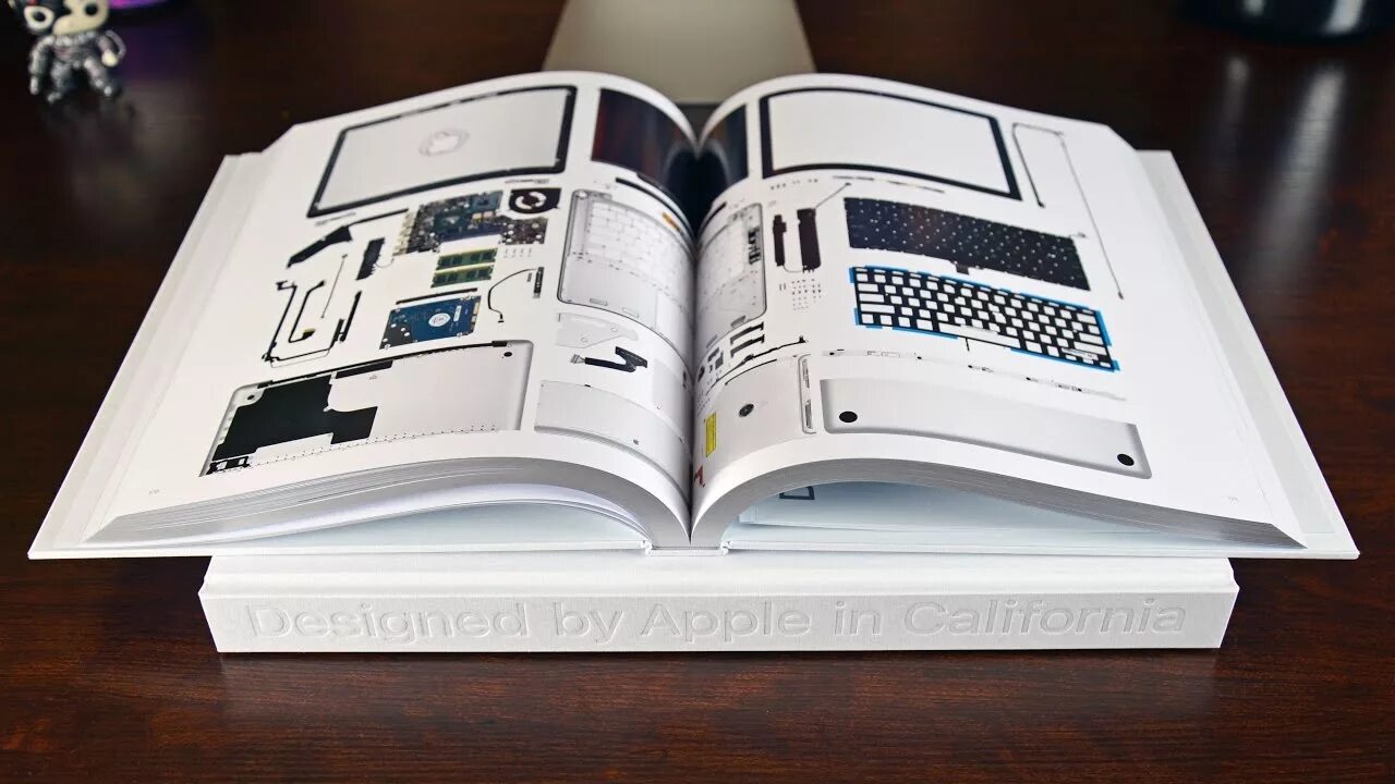 Книга apple book. Книга apple book. Книжка про apple. Книга apple design. Apple design book.
