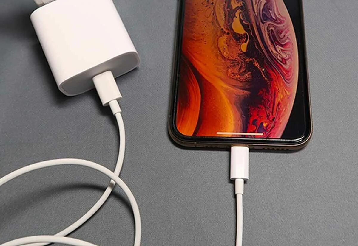 Зарядка для айфона 12 Промакс. Зарядка на айфон 11. Iphone 13 Pro Charger. Проводная зарядка на Apple iphone 11 Pro Max. Зарядка для айфон про макс оригинал