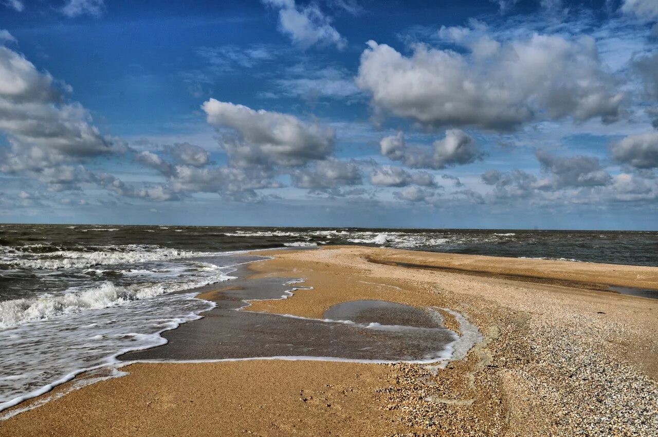 Коса долгая Азовское море. Песчаная коса Азовское море. Ейская коса. Коса долгая Азовское море водовороты. Азовское море для детей