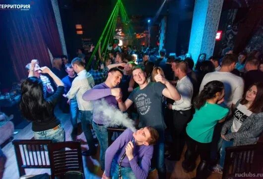 Ночной клуб микс afterparty. Территория ночной клуб. Яхонты таруса ночной клуб. Ночной клуб территория. Территория клуб москва.