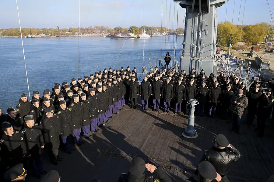 В городе бывшую военно морскую базу. База ВМФ В Калининграде. Калининград армия военные части морфлот. Балтийская военно-морская база Балтийск. Балтийская военно-морская база Балтийск штаб.