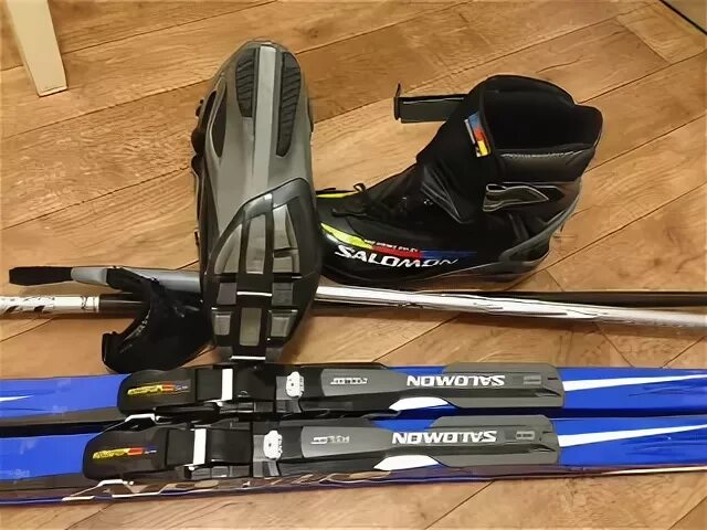 Купить лыжи б у на авито. Комплект беговые лыжи ботинки палки крепления. Крепление для ног на водные лыжи. Фирма беговых лыжных ботинок и креплений 1980-90 годов. Авито Самара лыжи беговые 185-190.