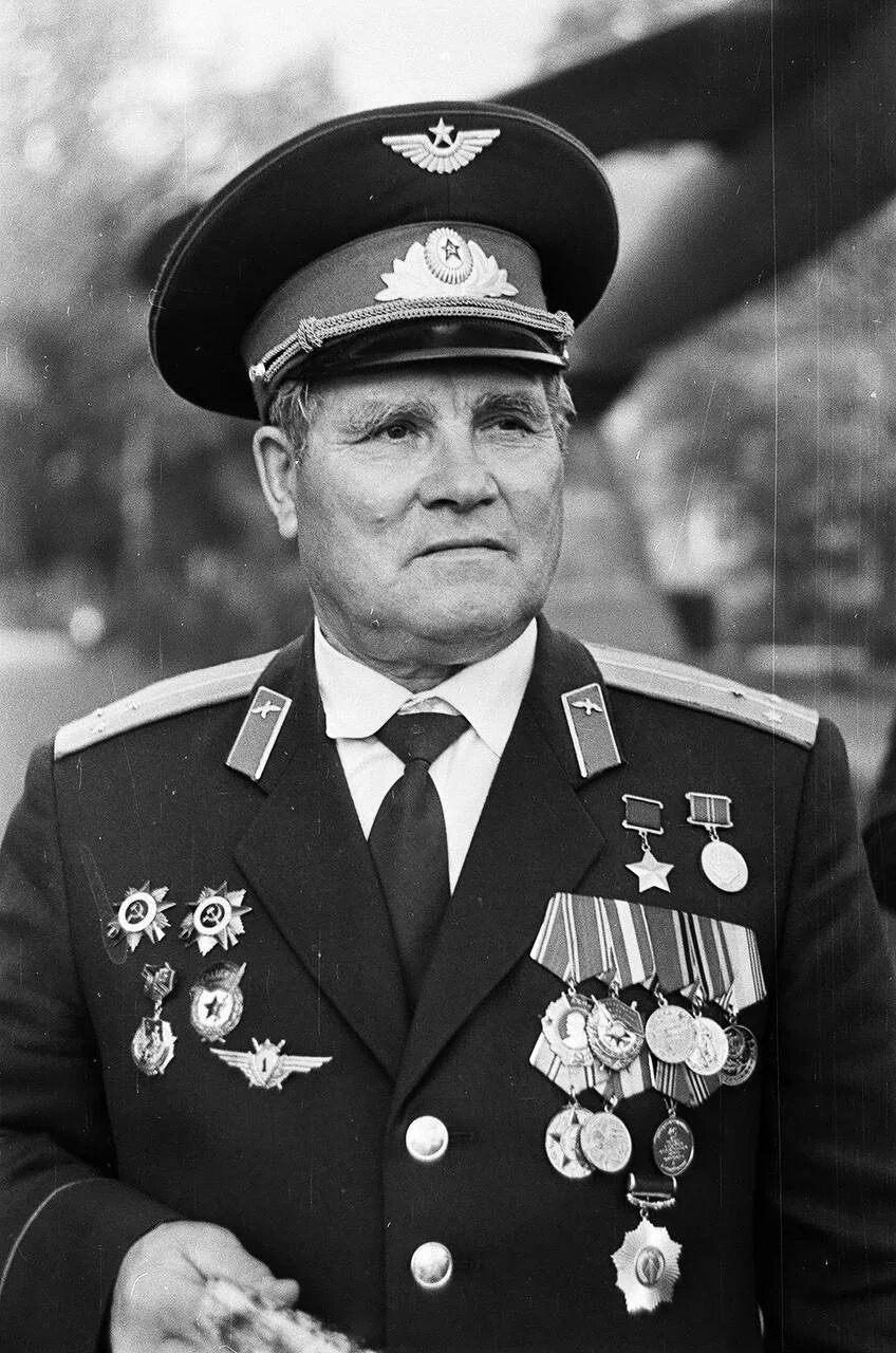 Летчика девятаева