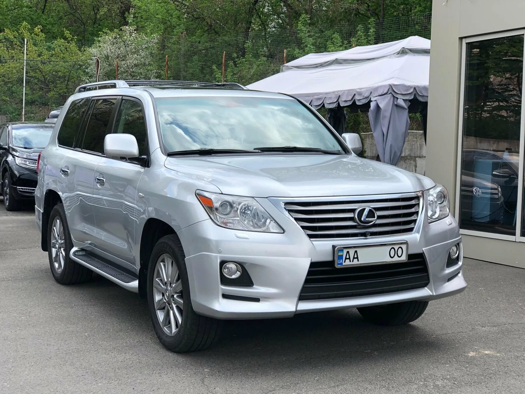 Lexus lx 570 2009 black. Лексус 570 2010. Лексус lx 570 2013. Lexus lx 570 2011. Лексус лх годы выпуска.