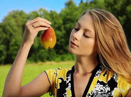 Fruit women