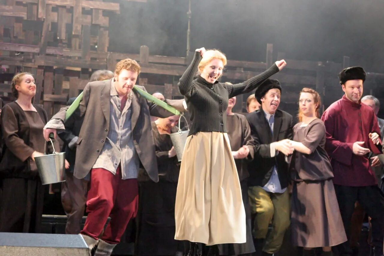 Ресторан живаго пермь. Доктор живаго пермь. Доктор живаго пермь. Доктор живаго. Здание живаго пермь.