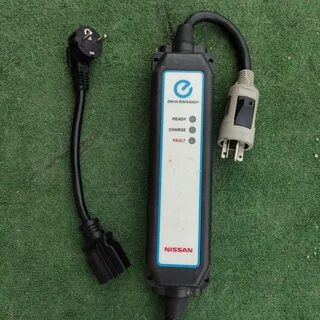 Зарядить nissan leaf