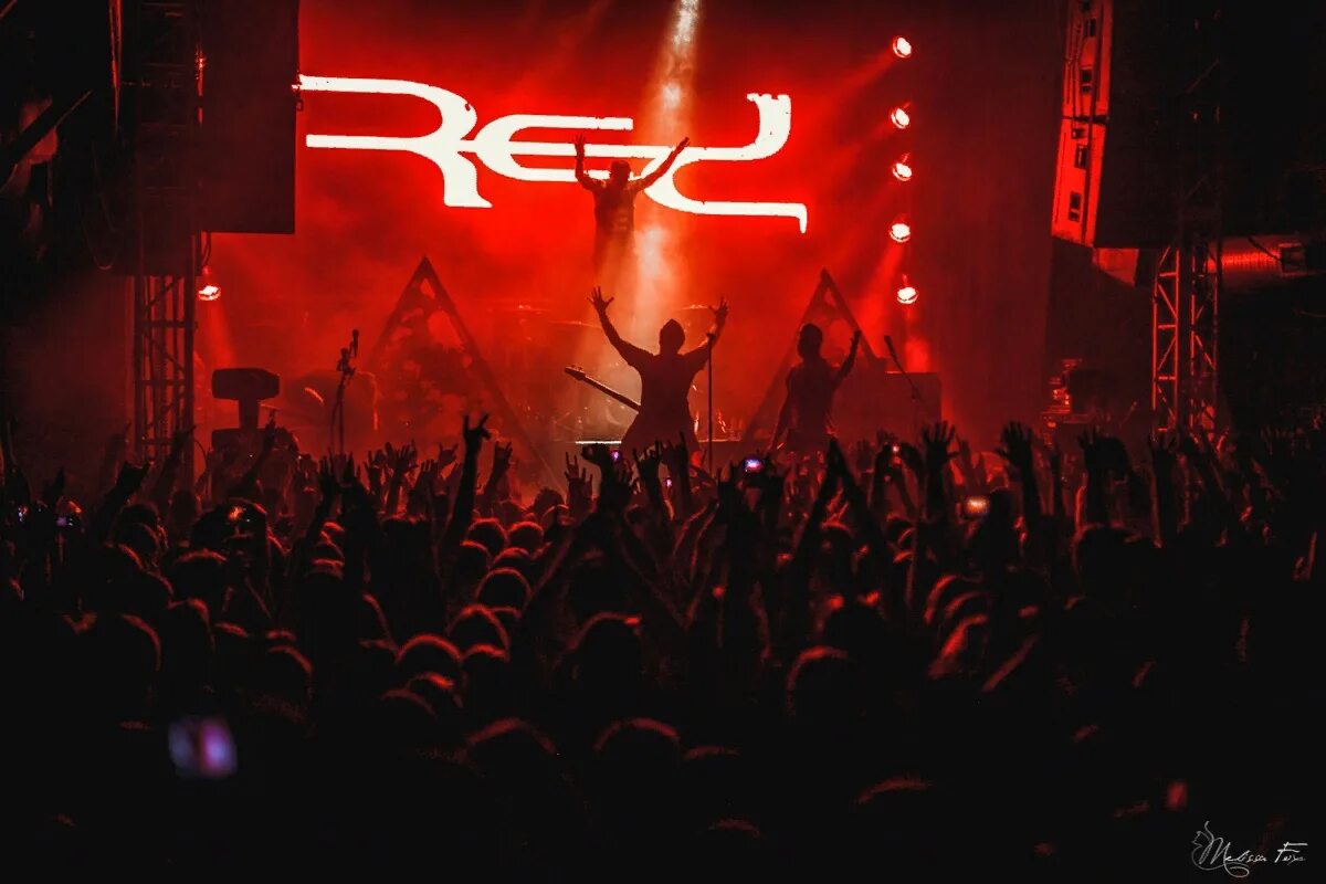 Rad группа. Группа red. red rock band. red группа логотип. red группа 2017.
