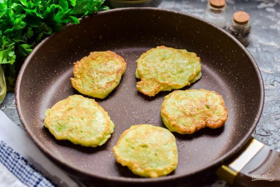 Рецепт из кабачков на сковороде без муки
