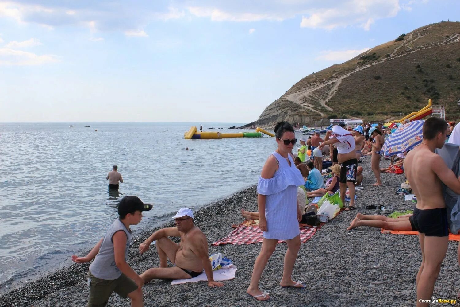 Вода в море в сукко сегодня. Сукко пляж. пляж сукко в анапе. пляж утриш сукко. сукко галечный пляж.