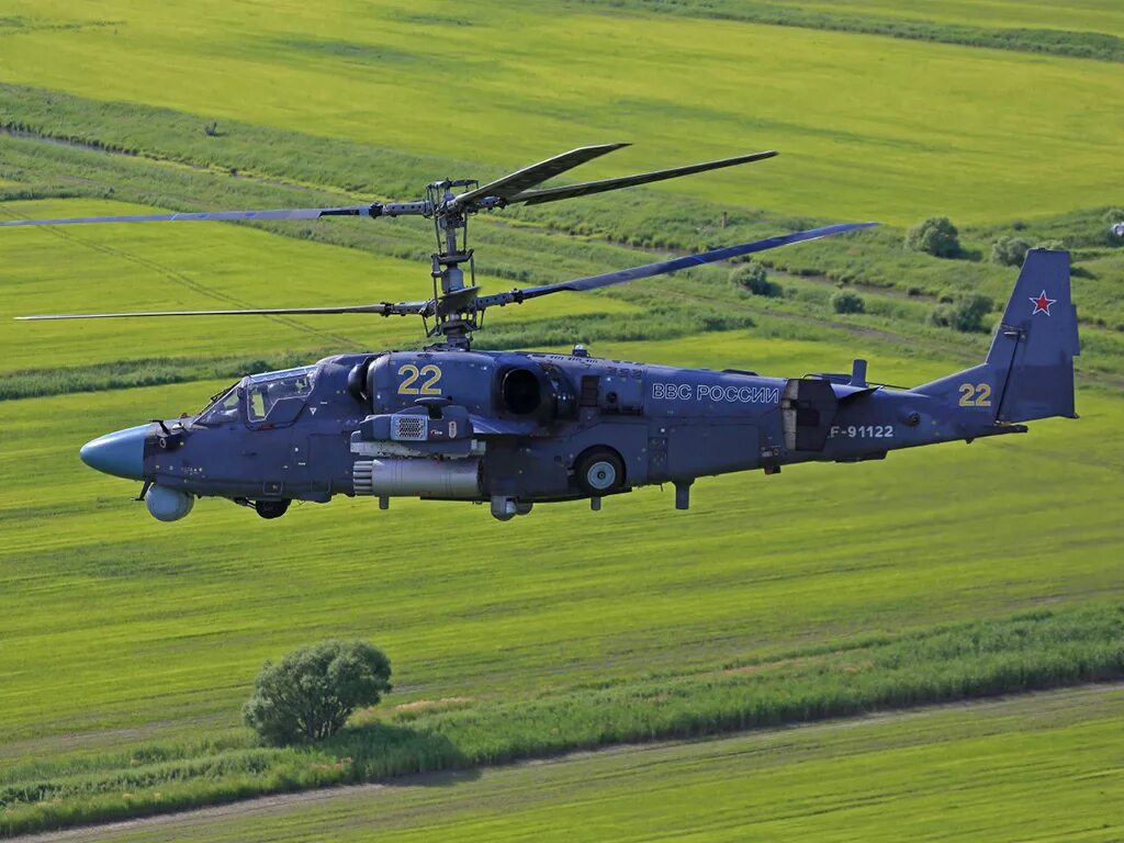 Военный вертолет. Ка-52 вертолёт. Ка 52 Рособоронэкспорт. Военные вертолеты РФ. Ми 8 и ка 52.