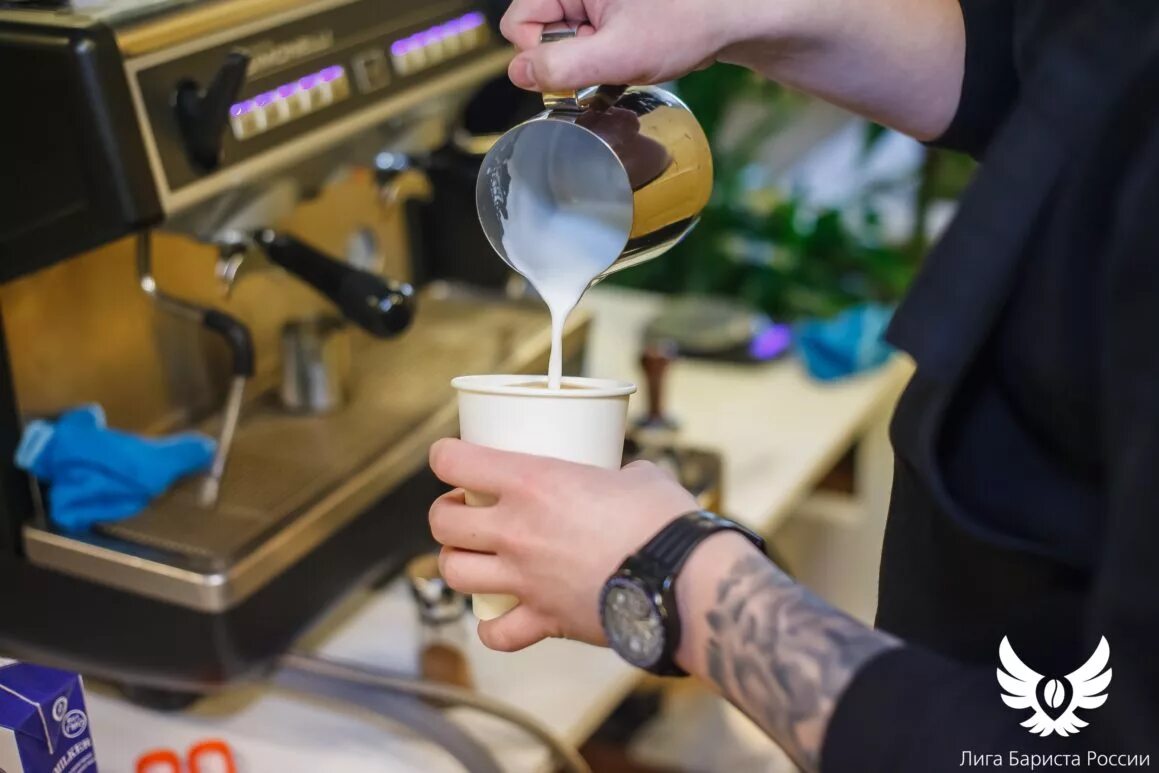 Бариста алматы. Кофе бариста стакан. Кофе barista. Вакансия бариста. Бариста алматы.