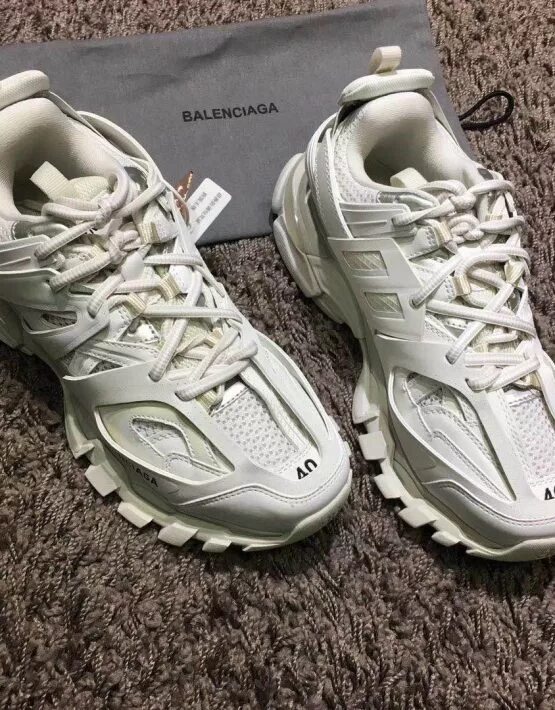 91 track com. Balenciaga track 2. Balenciaga track v2. Balenciaga track 2 белые. Balenciaga track 2 Triple White.