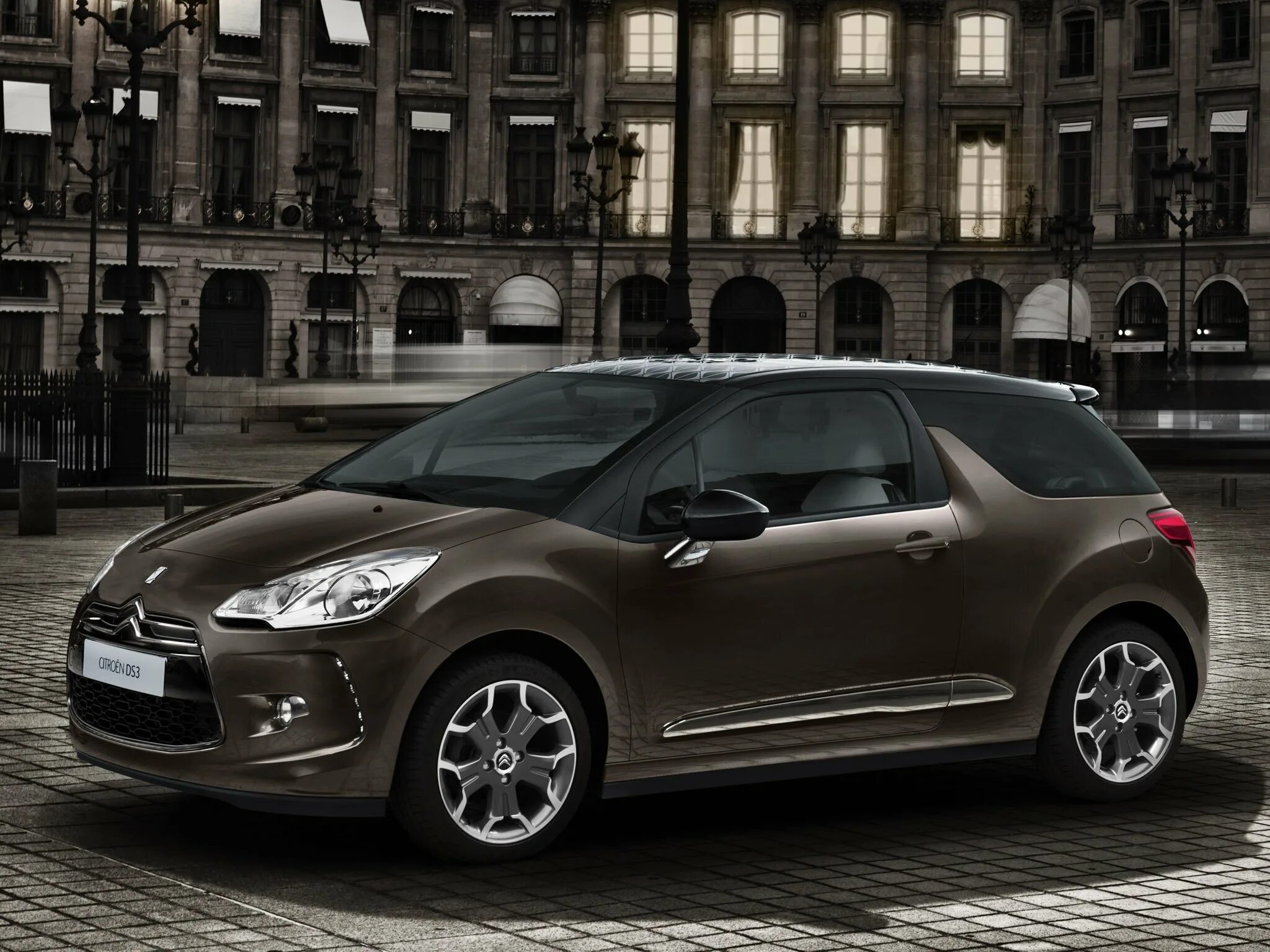 Ситроен пикассо. Ситроен дс3 2010 года. Citroën grand pic. Ситроен с3 pluriel салон. Ситроен ds5 гибрид.