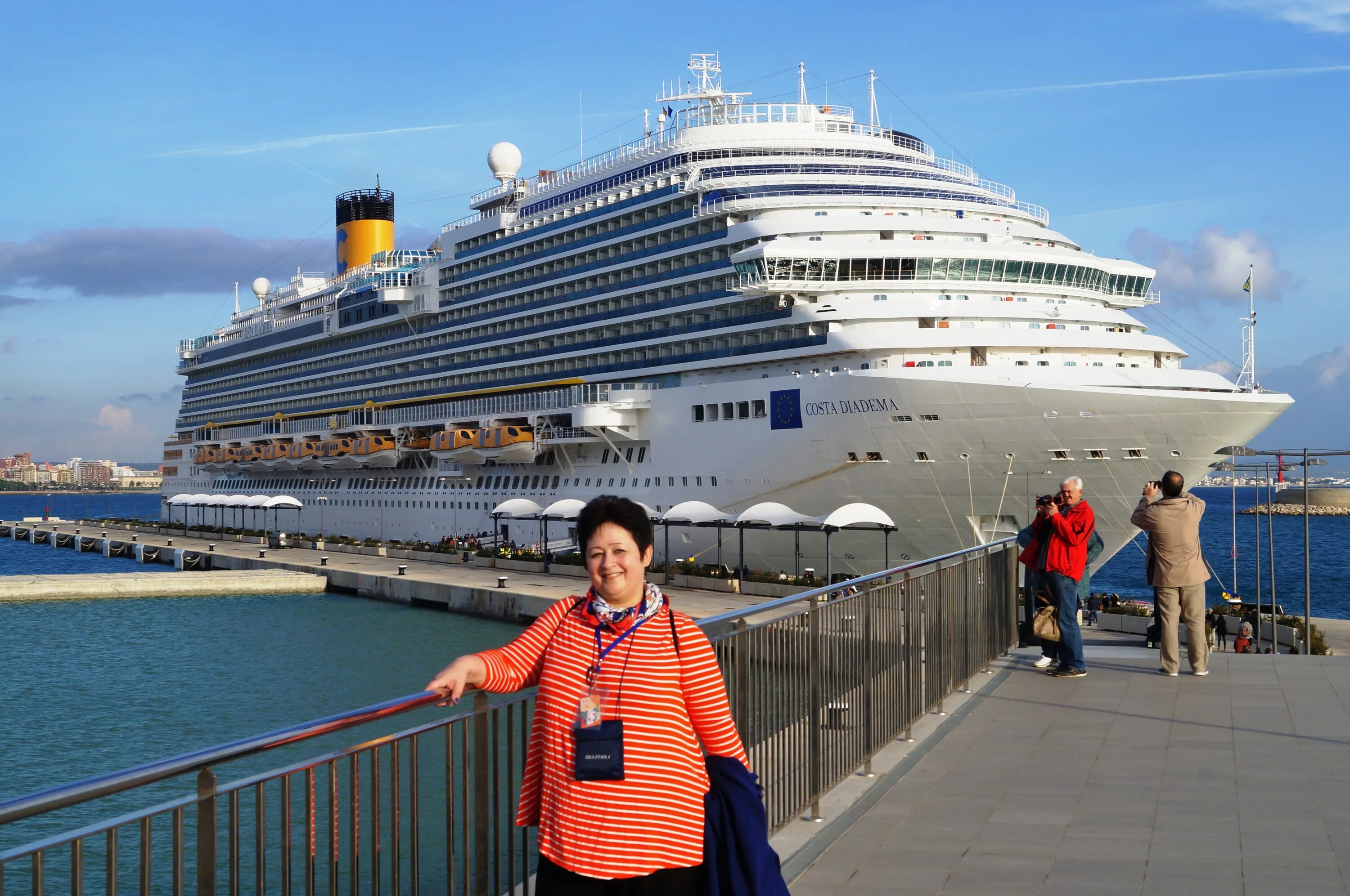 лайнер msc orchestra фото. Azamara pursuit лайнер. Mein schiff relax корабль. круизы на 4 дня. Azamara club cruises.