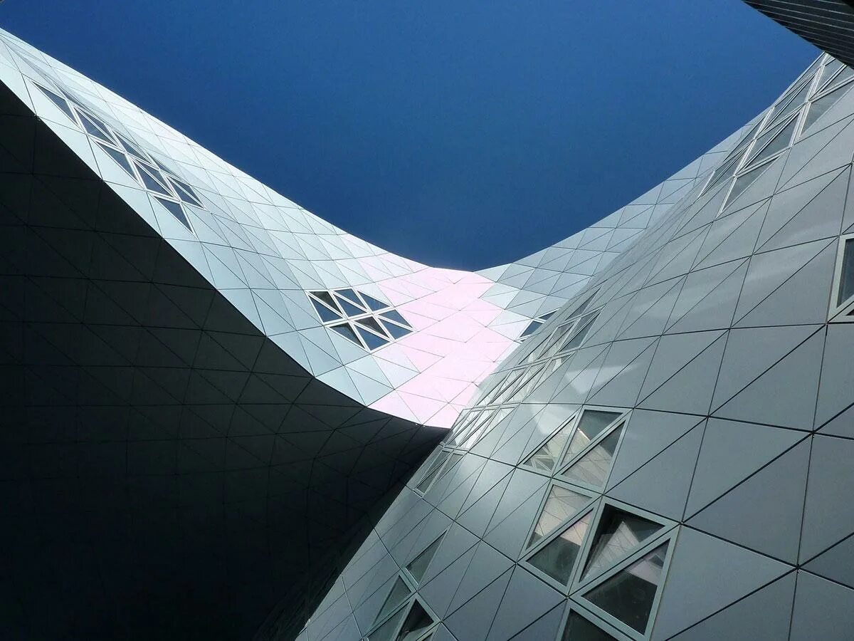 Форма архитектора. Клаузура малой архитектурной формы. Клаузуры архитекторов футуризм. Инновационный центр в мексике. Архитектурная композиция.