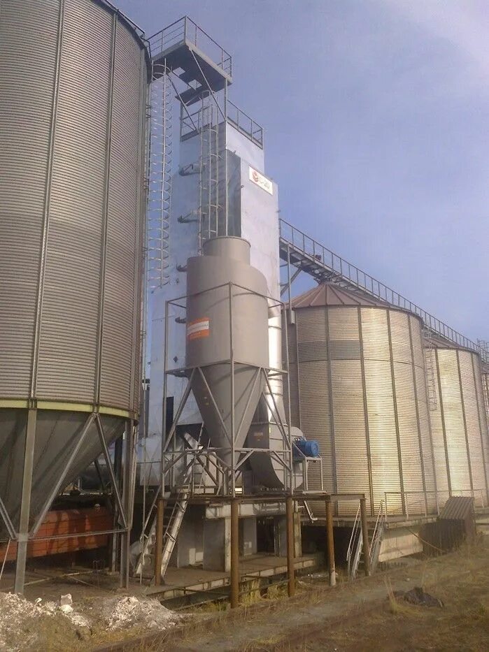 Очиститель зерна фракционный озф-50. Послеуборочное дозревание зерна. Переработка зерна. Овс-25 воронежсельмаш. Очистка зерна.