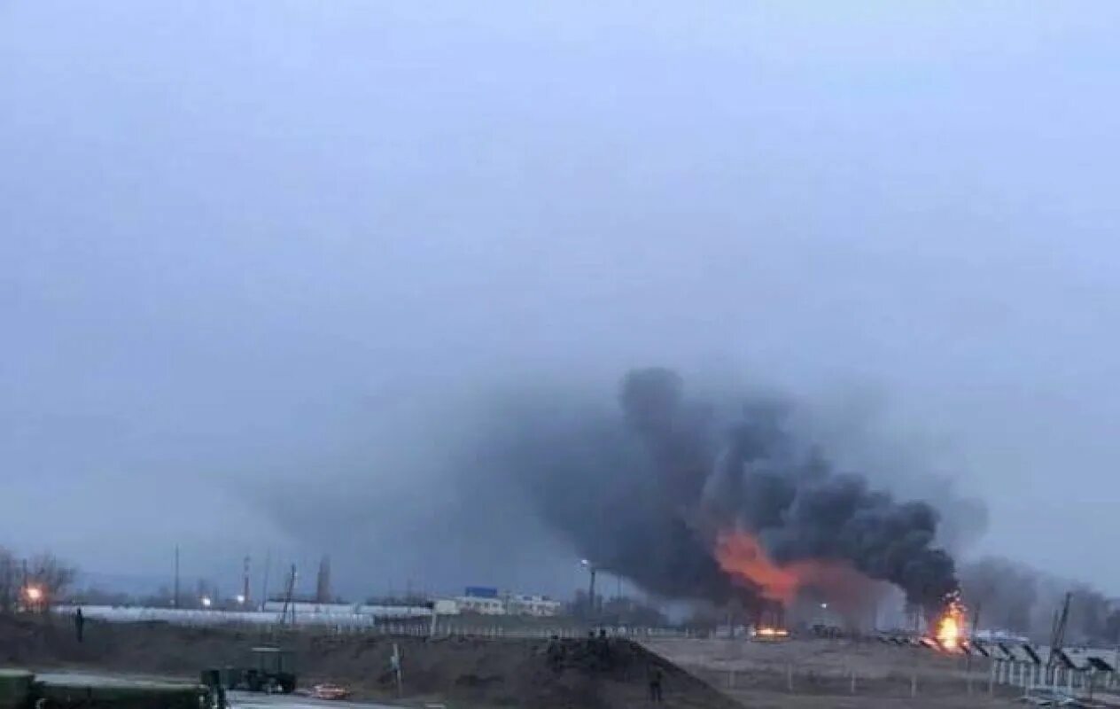 Аэропорт триполи после обстрела. В танзании рухнул самолёт. Аэродром миллерово бомбят. Аэропорт в адене. Аэродром дягилево рязань.