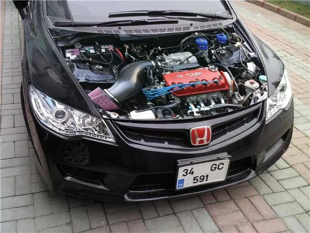 Хонда Цивик 4д открытый капот. Прозрачный капот Honda Civic 4d. Капот в пленку Хонда Цивик 4д. Наклейки Хонда Цивик 4д.