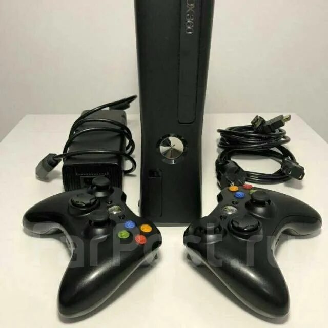 Хбокс купит бу. Приставка Xbox 360. Приставка Xbox 360 s. Приставка Xbox 360 Slim. Фрибут приставки хбокс 360?.