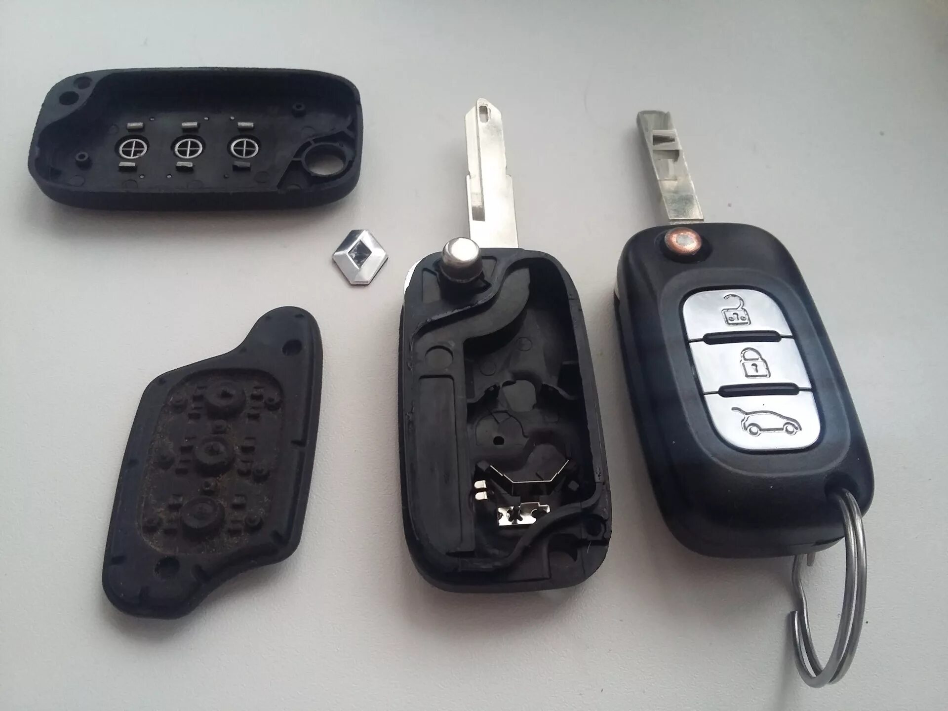 Разобрать брелок ford. Трещётка 1/2" stels. Ключ фф3 на фф2. Трещетка стелс 1/4. Новый корпус ключа фф3.