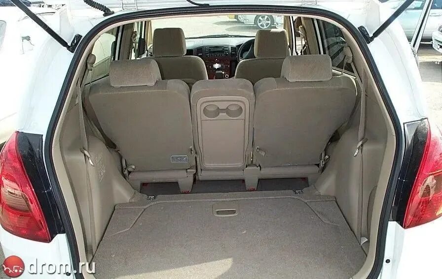Toyota corolla spacio, 2000 задние сиденья. Тойота королла спасио сиденье. Тойота королла спасио сиденье. Toyota corolla spacio 2002 багажник задние сиденья. Toyota corolla spacio салон.