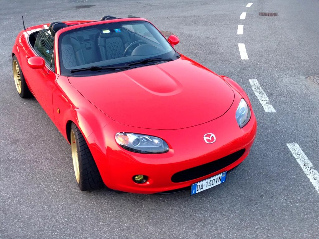 Mazda mx купить. Mazda mx5 197. Mazda MX-5 NC. Mazda MX 3 Miata кабриолет. Mazda mx6 Porshe.