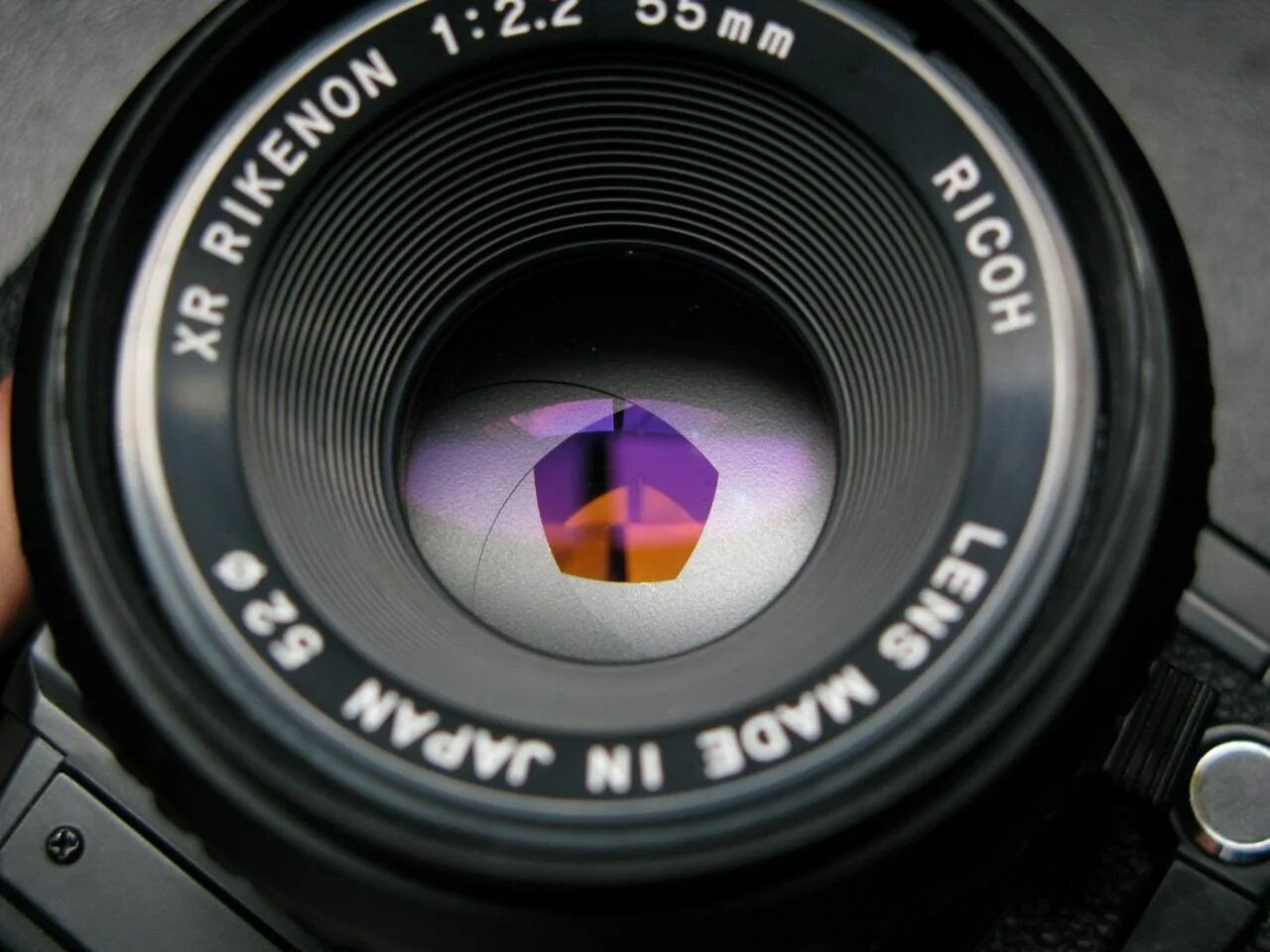 Какое изображение дает объектив. Объектив aperture. фокус фотоаппарата. апертура фотоаппарат. объектив гиф.