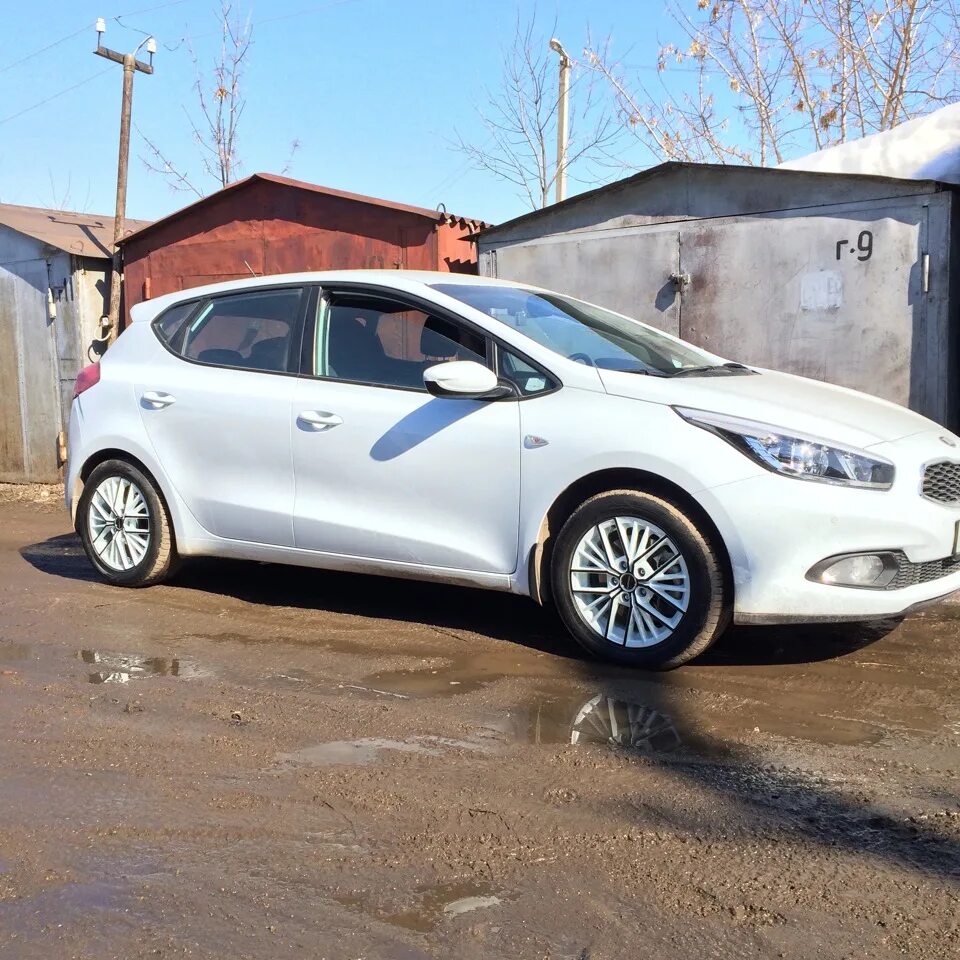 Киа сид jd 1.6. Диски Kia Ceed JD r16. Киа СИД С дисками IFREE. Диски на Киа СИД 16. IFREE Катар Ceed.