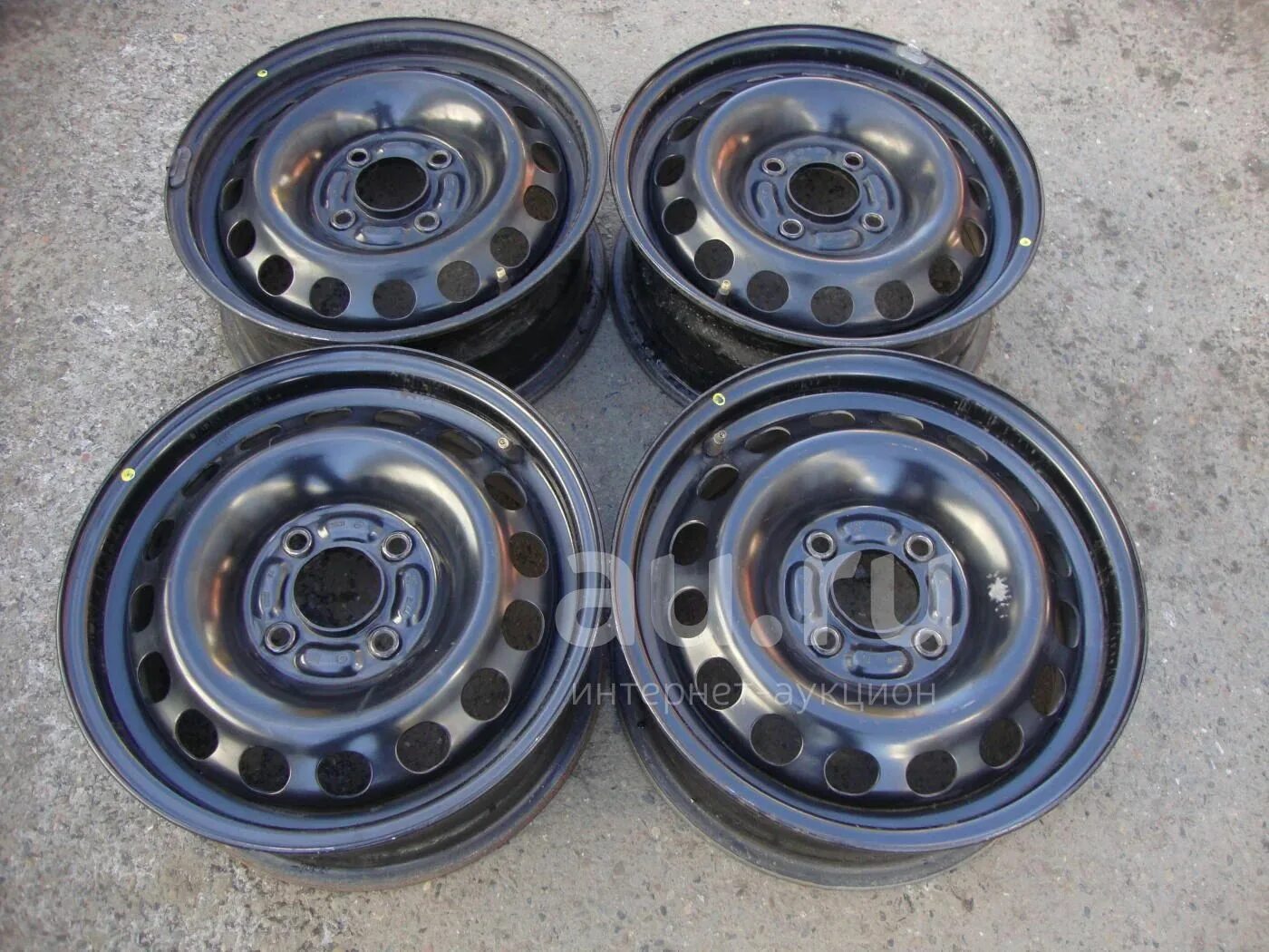 Штампы р16 4х100. Штампованные диски 4 100. Штампованные диски 4 100. Диски штампованные r15 4х100 звезда. Кованые диски r13 4x100 слики на хёндай акцент.