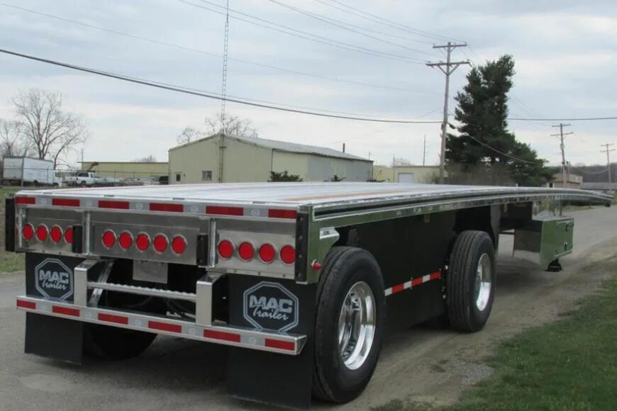 Flatbed trailer. Полуприцеп флэт бэт. Flatbed truck 12mt. Flatbed carnival trailer. Flatbed trailer.