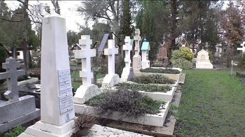 Ткачев кладбище под парижем