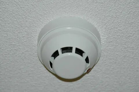 File:Smoke detector 01.jpg - Wikimedia Commons