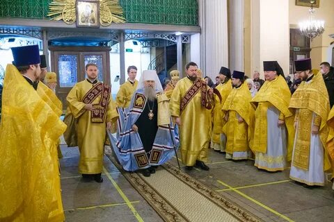 Служба в троицком