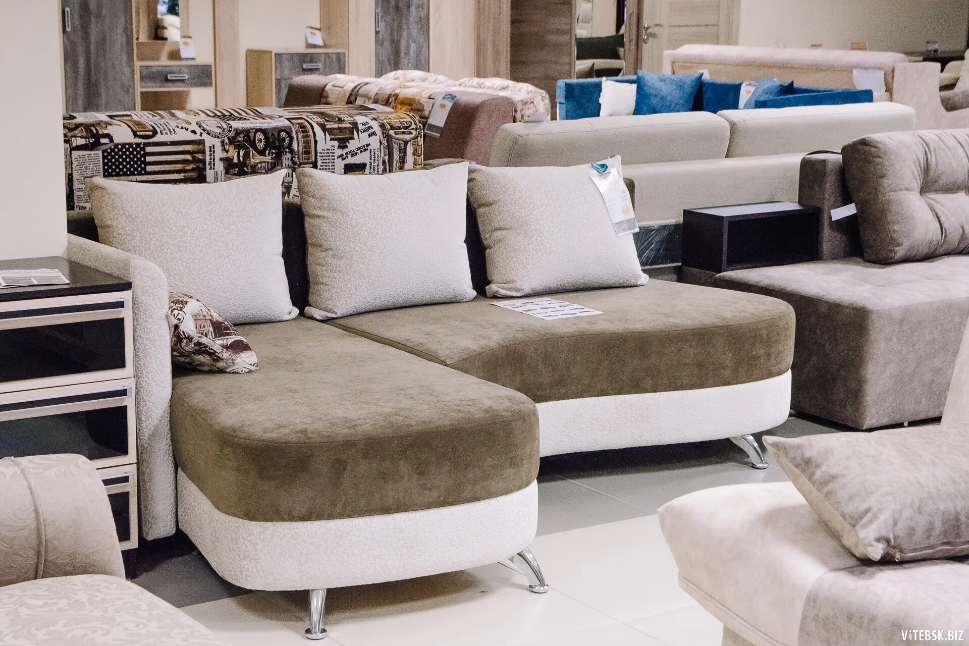 г. магазин дельфика в серпухове на урицкого. мебельный магазин в серпухове. дельфика подольск. серпухов мебельная фабрика янтарь.