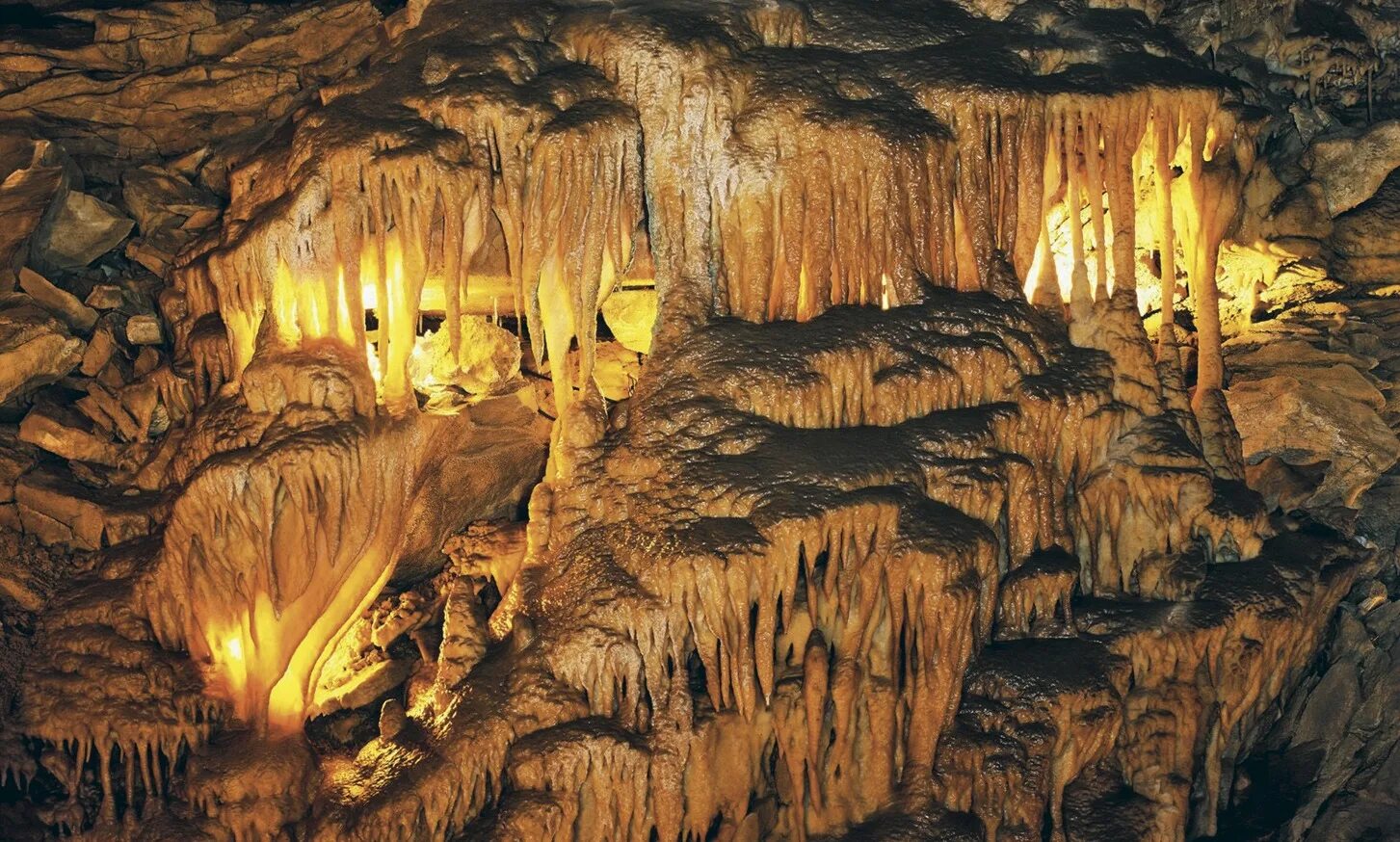 Мамонтова пещера в северной америке. Флинт Мамонтова пещера. Мамонтова пещера Кентукки. Мамонтовые пещеры в Кентукки. Флинт Ридж Мамонтова пещера.
