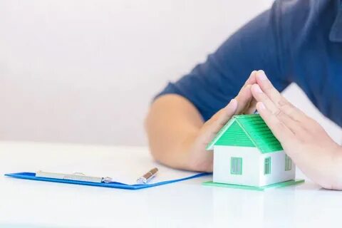 Где дешевле застраховать квартиру