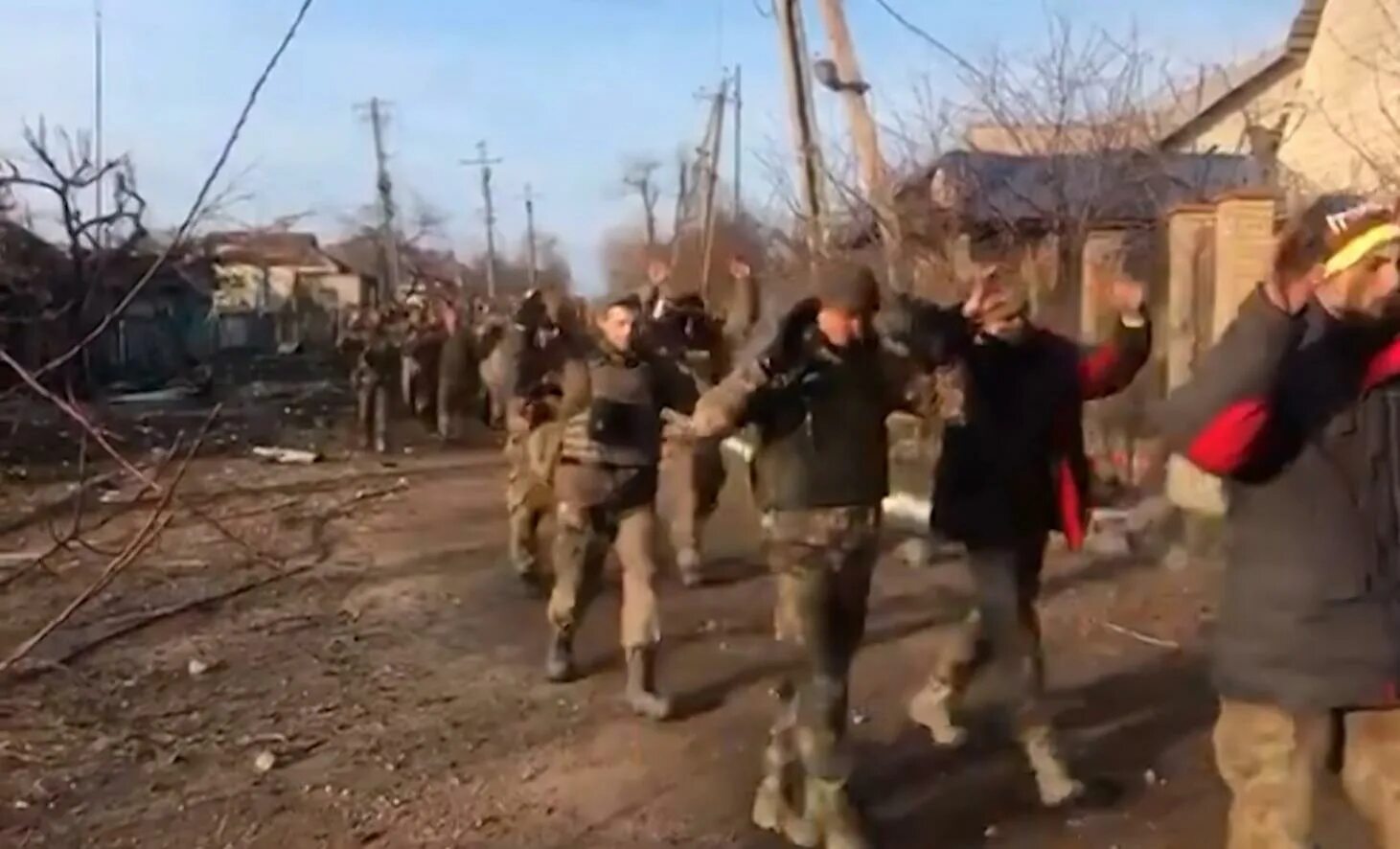 Украина сдалась или нет. Поенные российские военные. Пленные солдаты Мариуполь.