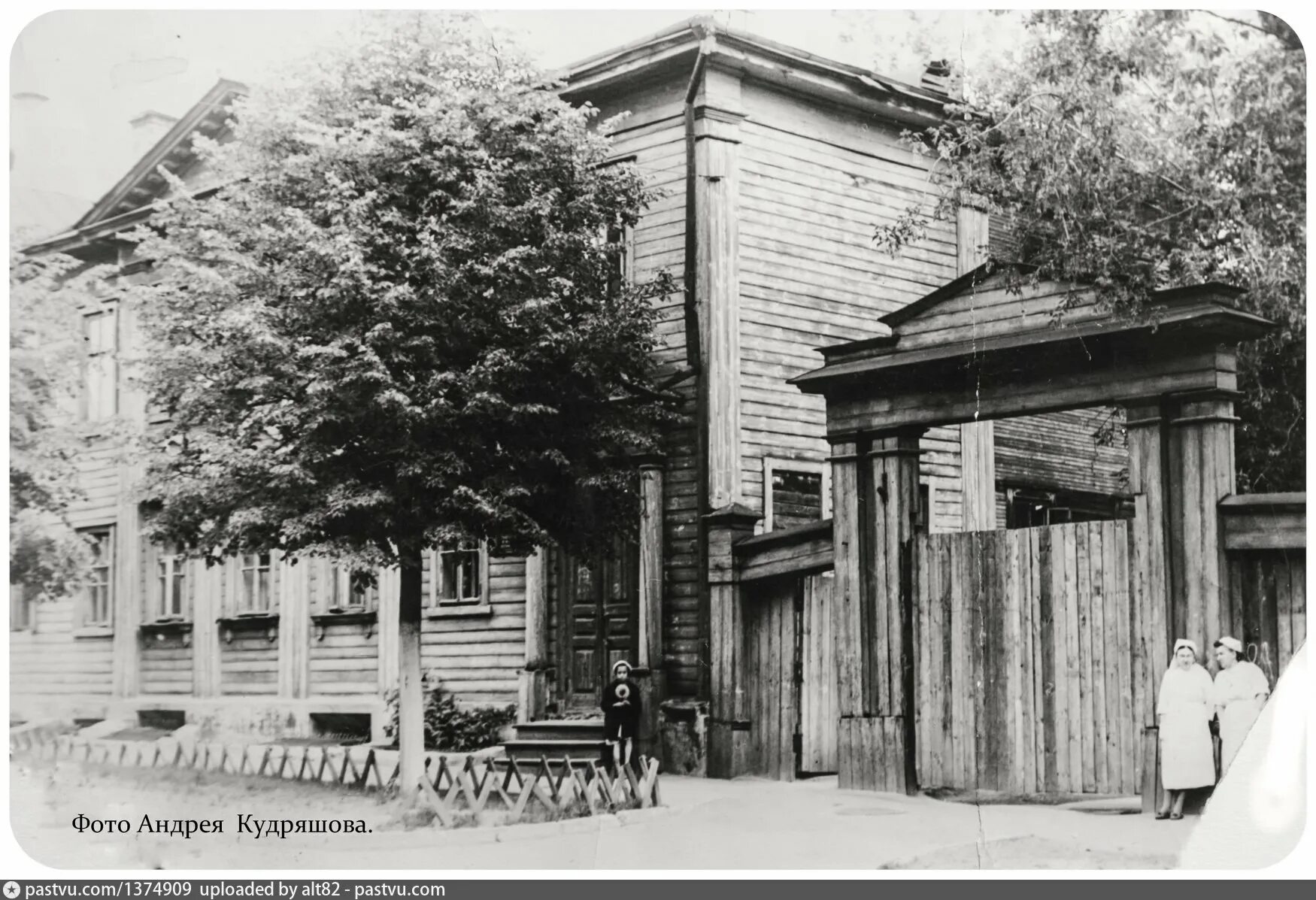 1950 1965. 1950 год город горький (нижний новгород) ул.володарского звездинка. старый нижний новгород улица горького. улица минина нижний новгород 90е. ул. краснофлотская в г. горьком.