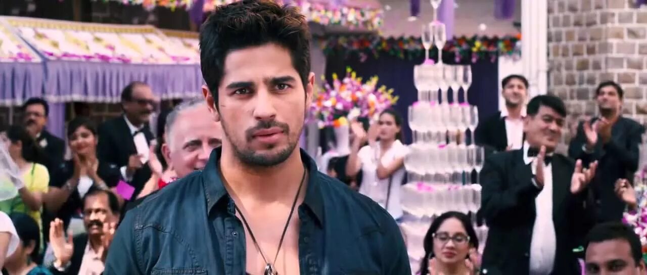 Шраддха капур. Ek villain sidharth malhotra. Ek villain. Ek villain sidharth malhotra. Shraddha kapoor galliyan.