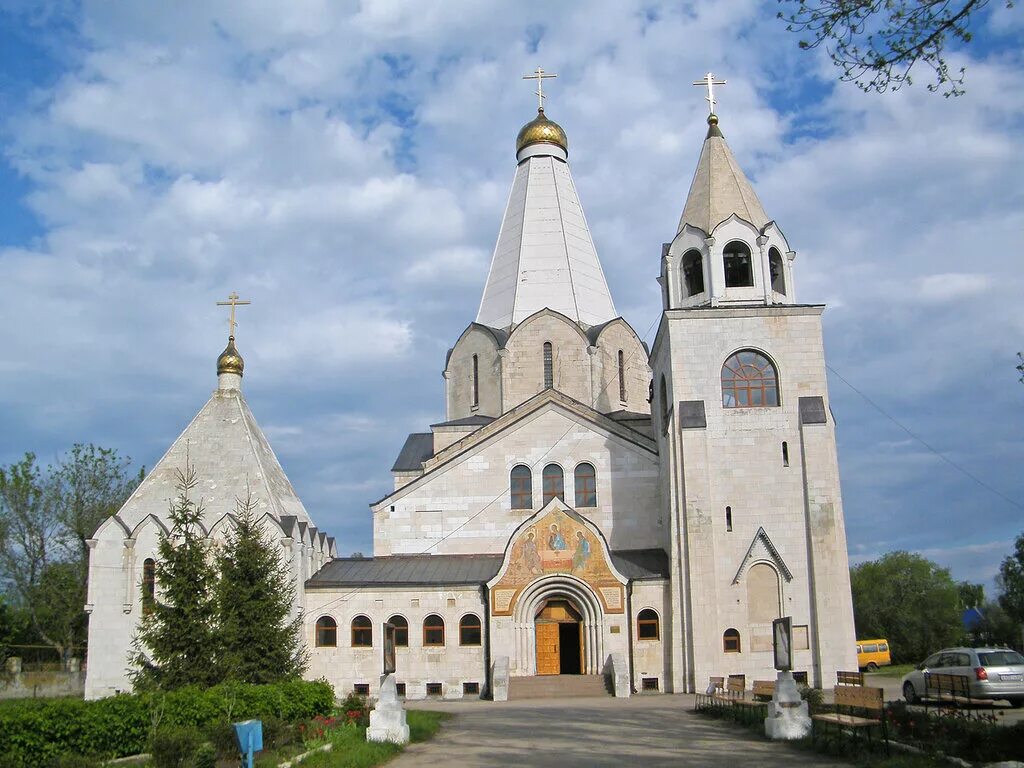 храм святой троицы балаково.